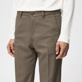 DRYKORN TAVIC Moderne Chino in Viskose-Mix Farbe - faded olive online kaufen