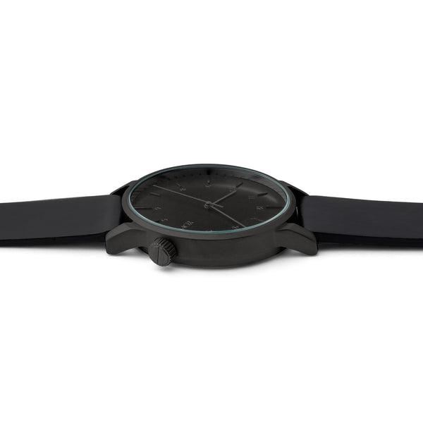 KOMONO WINSTON REGAL ALL BLACK – Stilbrecher