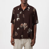 DRYKORN MERYN Kurzarmhemd mit maritimen Print in Viskose Farbe - dark chocolate online kaufen