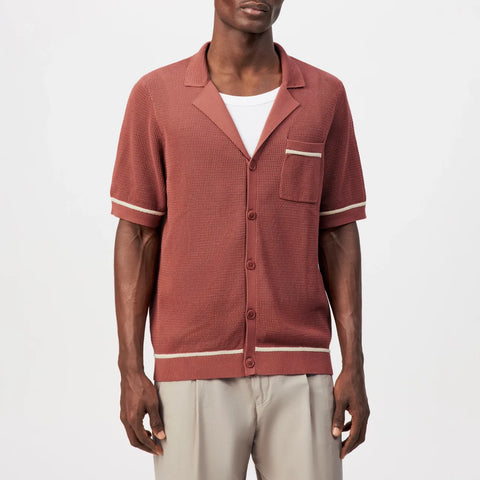 DRYKORN FLAVIRO Relaxed Fit Kurzarm Hemd in Feinstrick Farbe - burnt coral