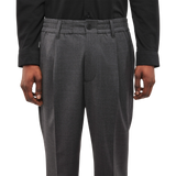 DRYKORN CHASY HOSE MIT BUNDFALTE IN BI-STRECH WOLLE DRYNAMIC Farbe - sharkskin online kaufen