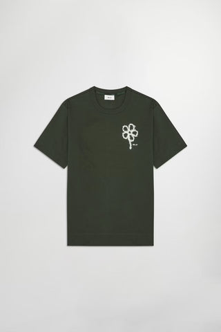 NN.07 Pedro EMB Stickerei Bio-Baumwolle T-Shirt in Drak Army